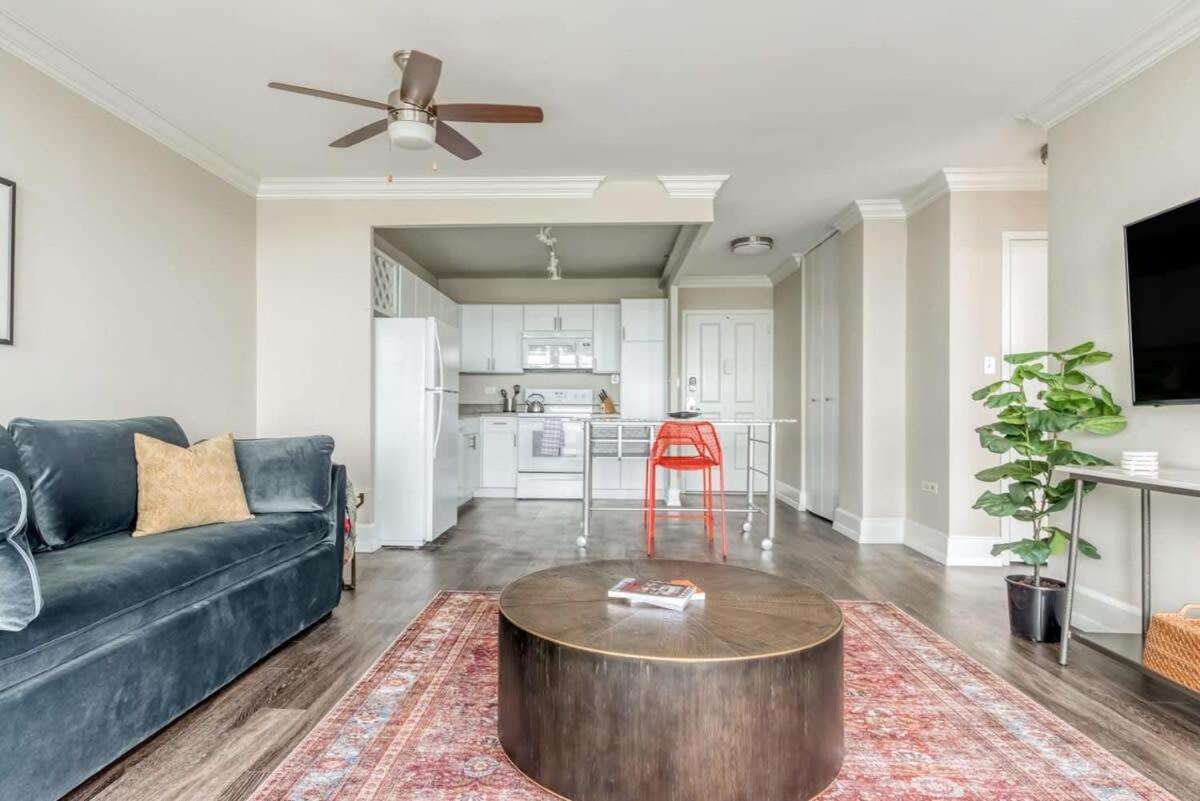 Apartment Cozysuites 800 Tower 1br With Gym! 05 *