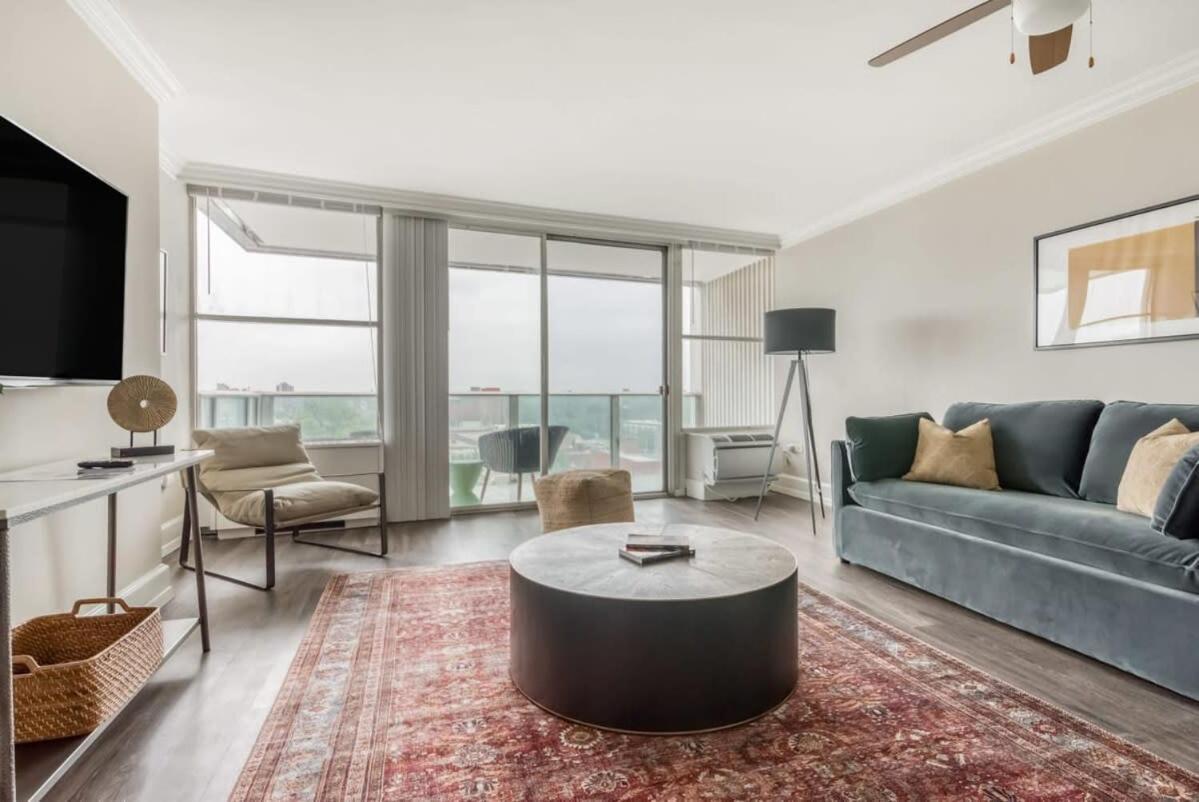 Cozysuites 800 Tower 1br With Gym! 05 Apartment *